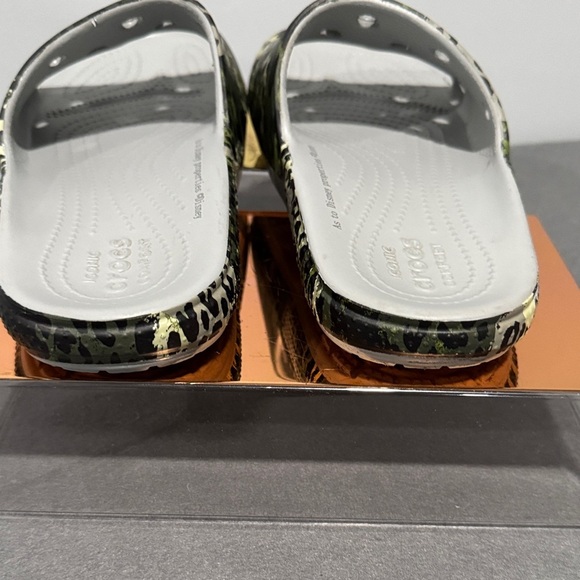 CROCS Women's Sandals - Black, Green, Cream Leopard 7W/5M - Picture 4 of 7